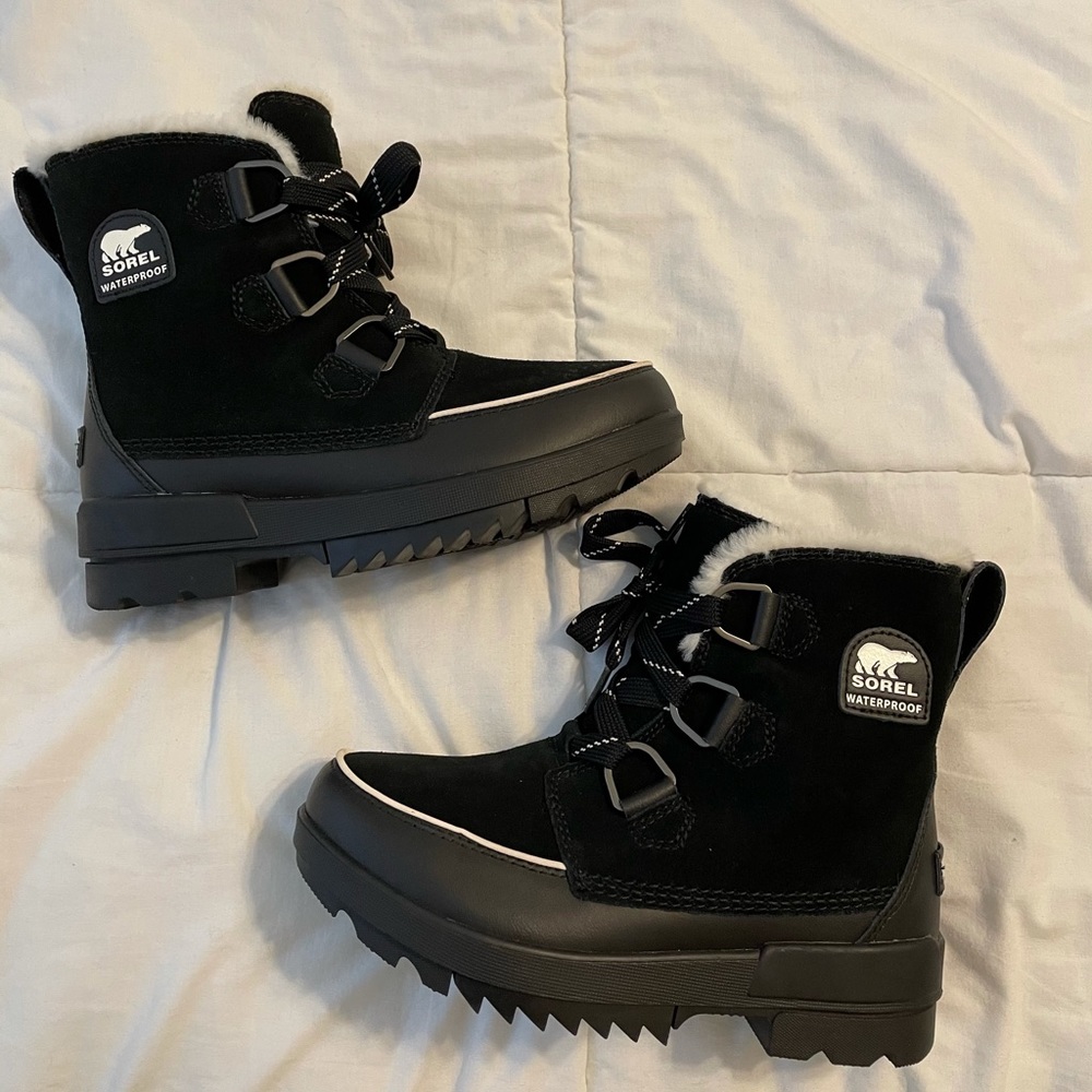BOGO FREE SOREL SNOW BOOTS